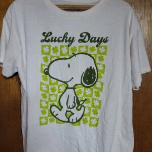 Peanuts - Snoopy Lucky Days Green Clover T-Shirt